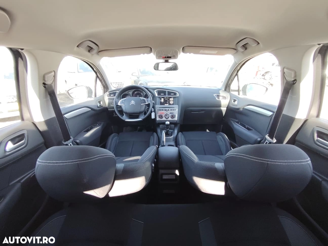 Citroen C4 Benzină Manual 110 CP 2016