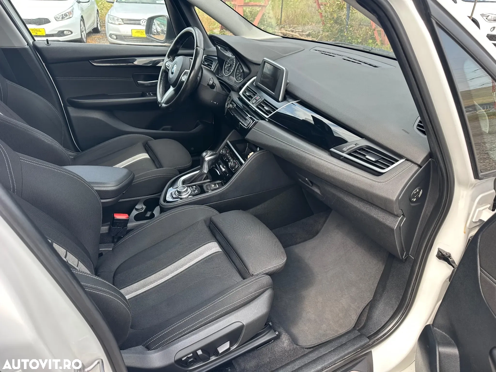 BMW Seria 2 Monovolum Diesel Automată 116 CP