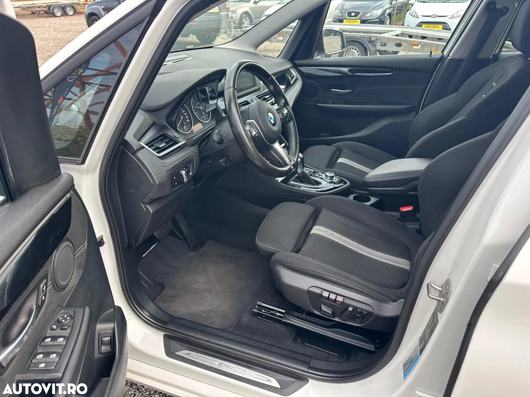 BMW Seria 2 Monovolum Diesel Automată 116 CP