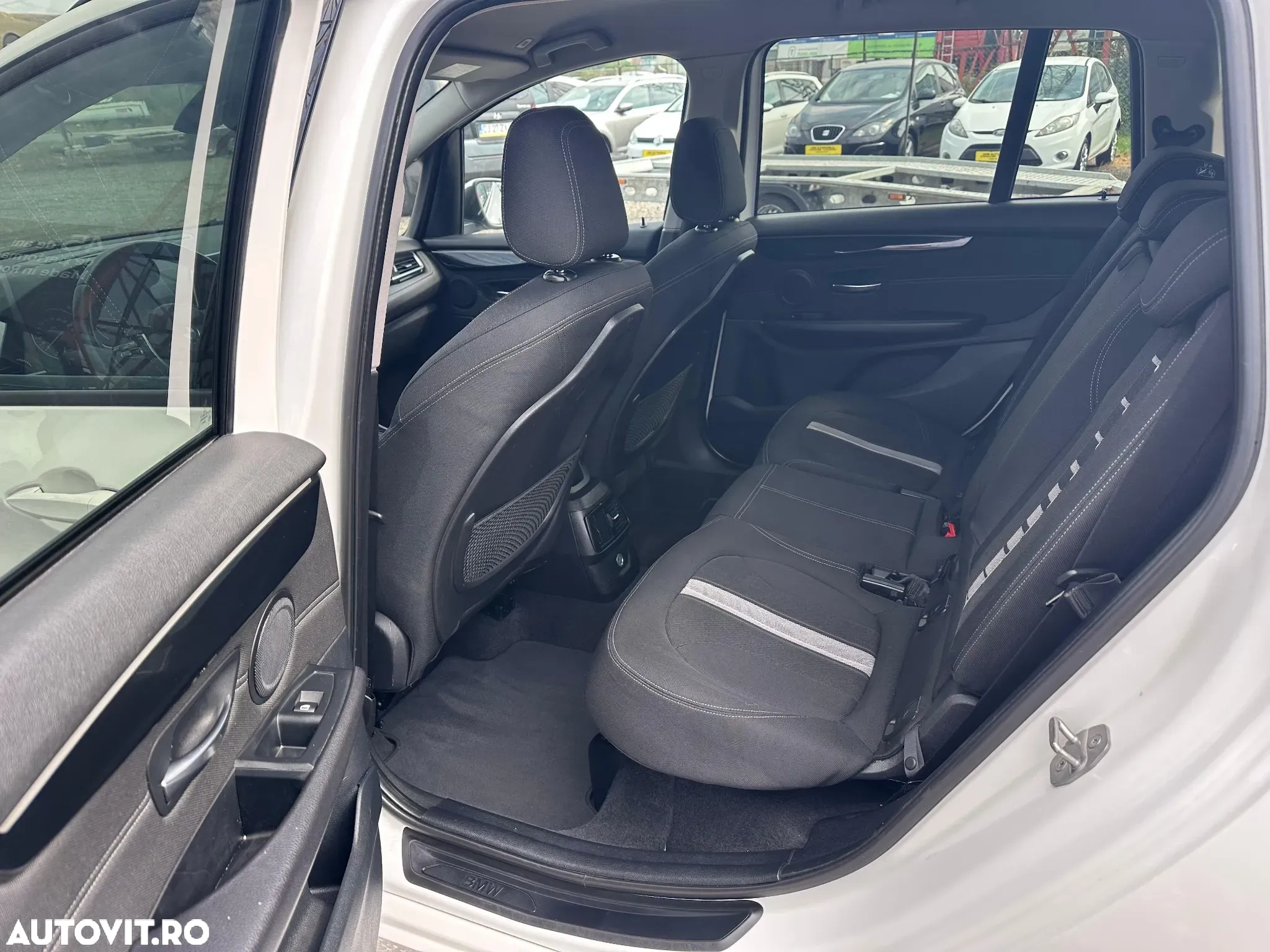 BMW Seria 2 Monovolum Diesel Automată 116 CP