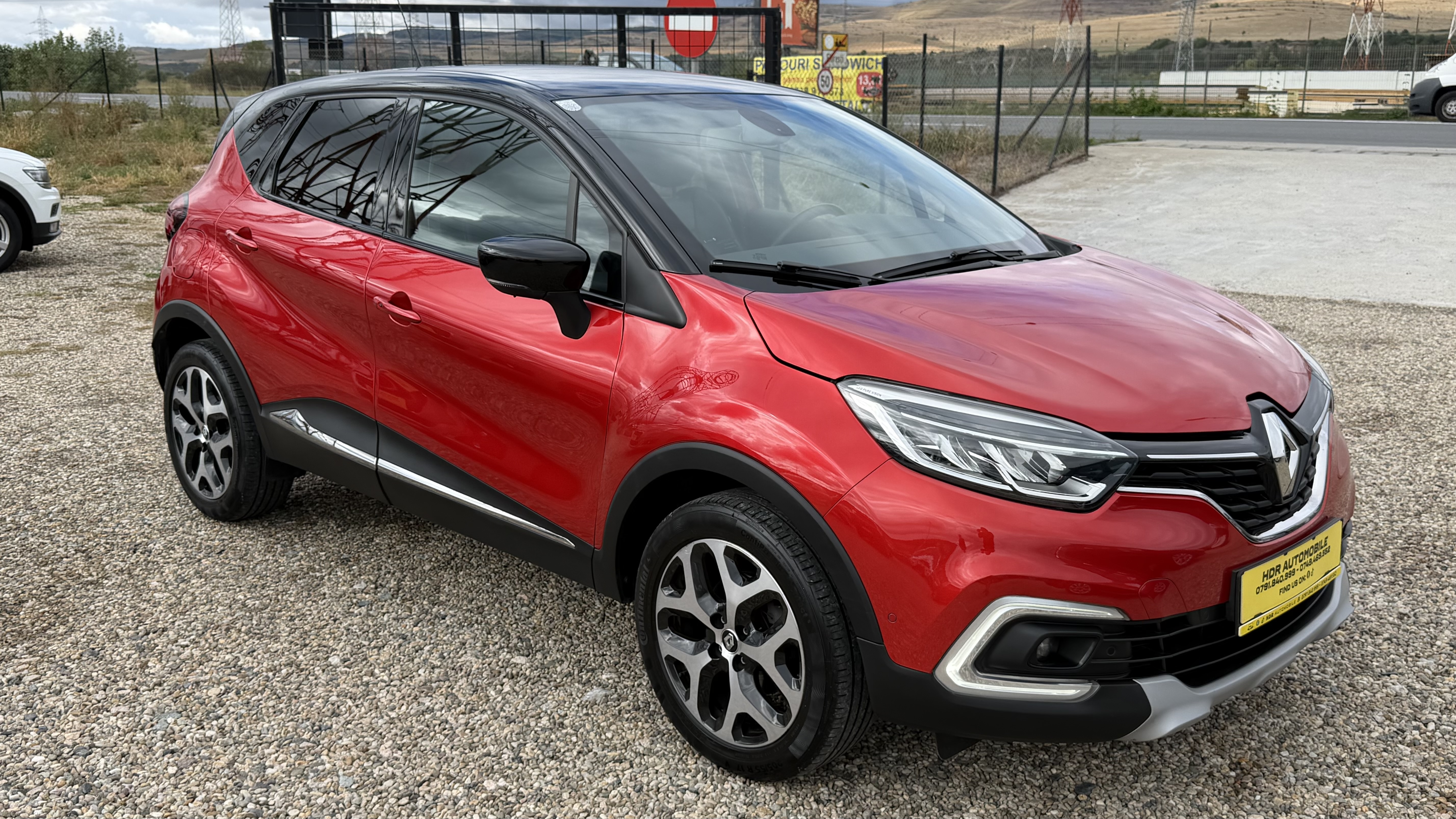 Renault Captur 1.2 Benzină Automată 118 CP 2017 Renault Captur 1.2 Benzină Automată 118 CP 2017