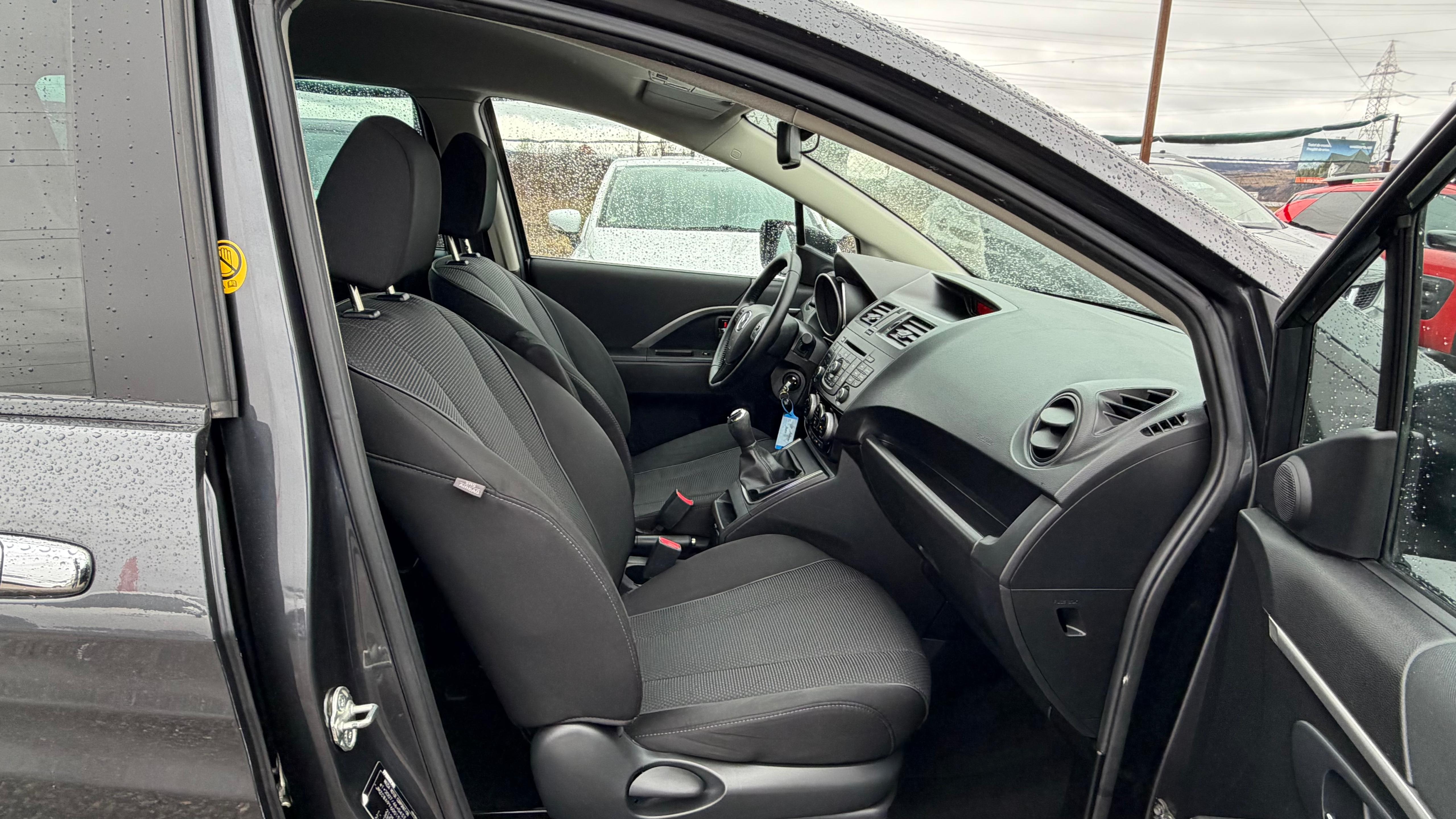 Mazda 5