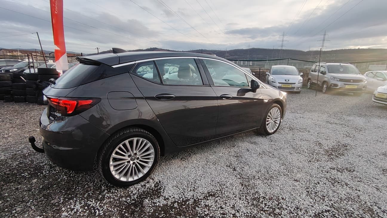 Opel Astra 2015